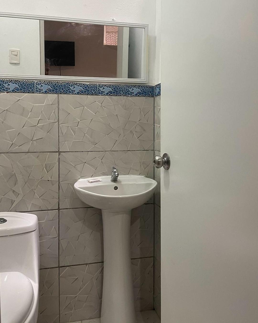 Olas Inn آسيا المظهر الخارجي الصورة